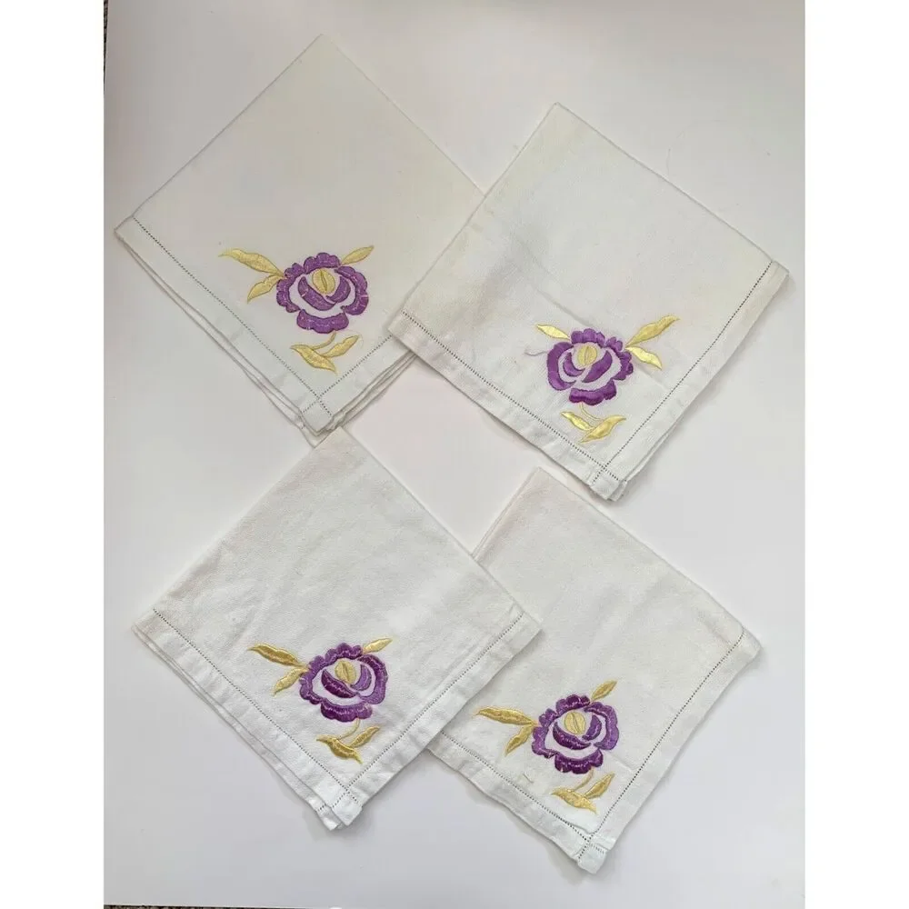 Embroidered Floral Dinner Napkins Vintage Large Square Set 4 Cottage Core Vtg